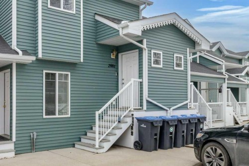 2001-5220 50A Avenue, Sylvan Lake, AB - Outdoor