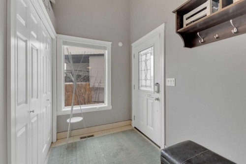 94 Mackenzie Crescent, Lacombe, AB - Indoor Photo Showing Other Room