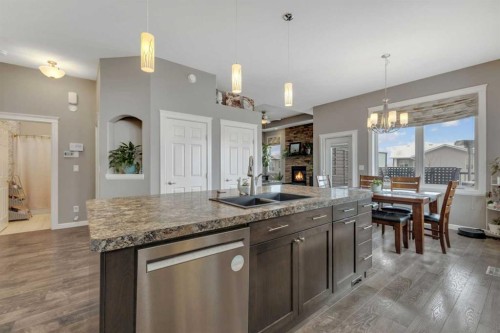 94 Mackenzie Crescent, Lacombe, AB - Indoor