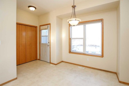25 Adams Close, Red Deer, AB - Indoor Photo Showing Other Room