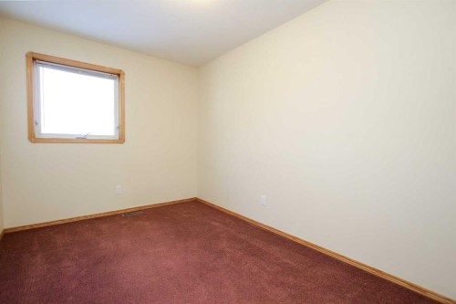 25 Adams Close, Red Deer, AB - Indoor Photo Showing Other Room