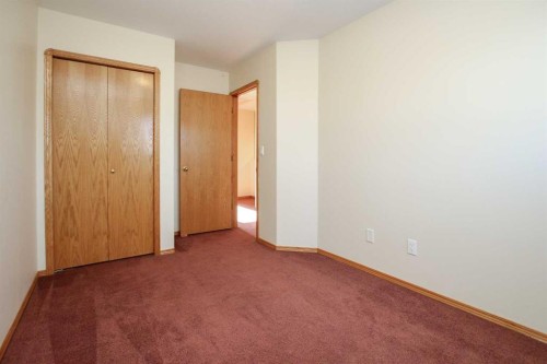 25 Adams Close, Red Deer, AB - Indoor Photo Showing Other Room
