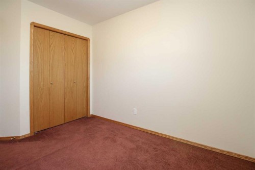 25 Adams Close, Red Deer, AB - Indoor Photo Showing Other Room