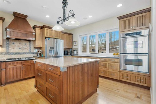 57-39408 Range Road 21, Rural Lacombe County, AB - Indoor Photo Showing Kitchen With Upgraded Kitchen