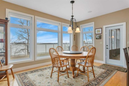 57-39408 Range Road 21, Rural Lacombe County, AB - Indoor Photo Showing Dining Room