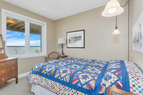 57-39408 Range Road 21, Rural Lacombe County, AB - Indoor Photo Showing Bedroom