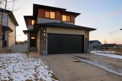 30 Palmer Circle Blackfalds, AB T4M 0N7