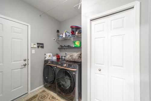 52 Elliott Drive, Camrose, AB - Indoor Photo Showing Laundry Room