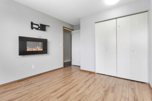 9 Cardinal Avenue, Red Deer, AB - Indoor