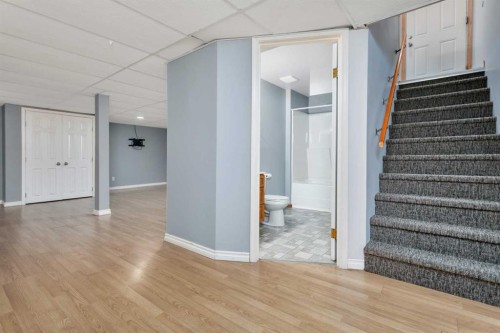 9 Cardinal Avenue, Red Deer, AB - Indoor Photo Showing Other Room