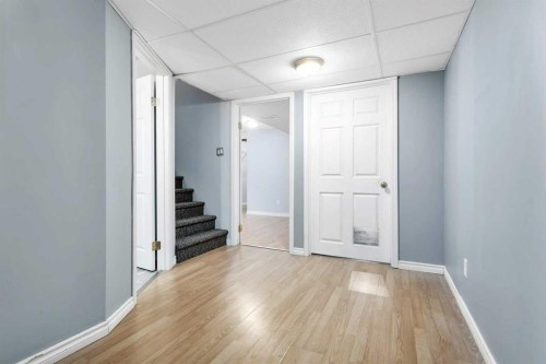 9 Cardinal Avenue, Red Deer, AB - Indoor Photo Showing Other Room