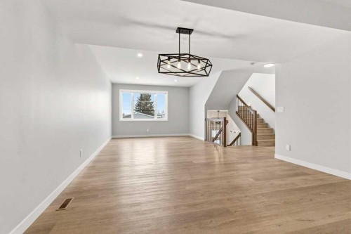 4307 48 Avenue, Sylvan Lake, AB - Indoor Photo Showing Other Room