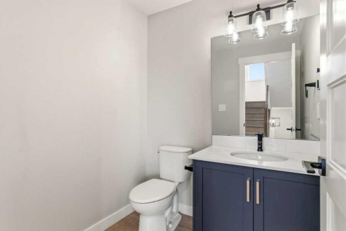 4307 48 Avenue, Sylvan Lake, AB - Indoor Photo Showing Bathroom
