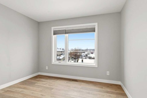 4307 48 Avenue, Sylvan Lake, AB - Indoor Photo Showing Other Room