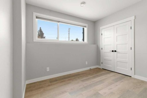 4307 48 Avenue, Sylvan Lake, AB - Indoor Photo Showing Other Room