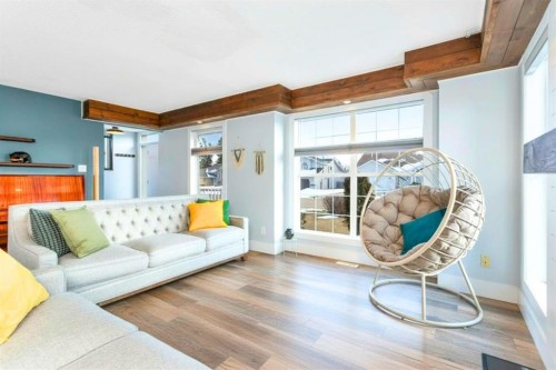 85 Hathaway Lane, Lacombe, AB - Indoor Photo Showing Living Room