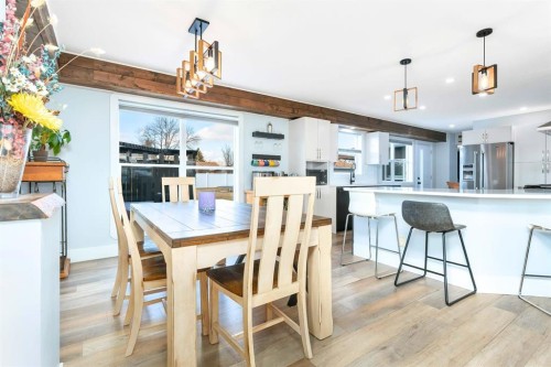 85 Hathaway Lane, Lacombe, AB - Indoor Photo Showing Dining Room