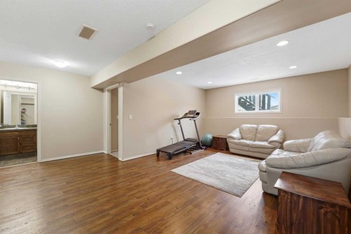 28 Ibbotson Close, Red Deer, AB - Indoor