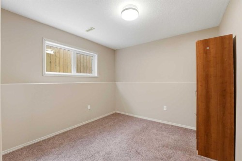 28 Ibbotson Close, Red Deer, AB - Indoor Photo Showing Other Room