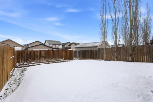 28 Ibbotson Close, Red Deer, AB - Outdoor