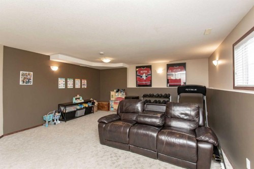 35 Landry Bend, Red Deer, AB - Indoor