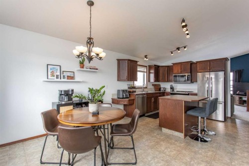 35 Landry Bend, Red Deer, AB - Indoor Photo Showing Other Room