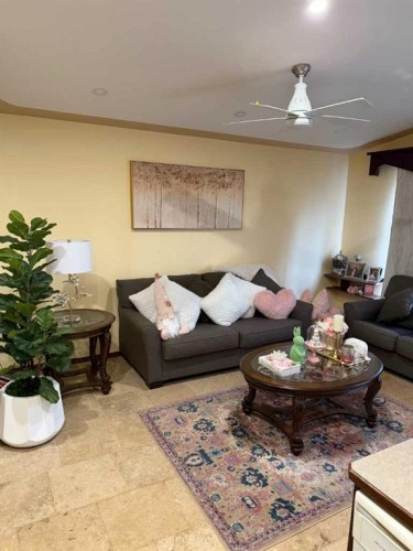 104 Kirkland Close, Red Deer, AB - Indoor Photo Showing Living Room
