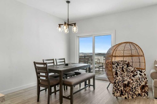 4143 Ryders Ridge Boulevard, Sylvan Lake, AB - Indoor Photo Showing Dining Room