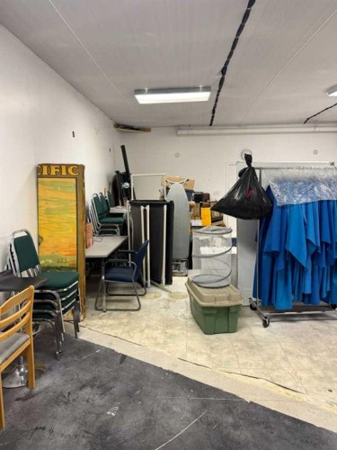 10623 West Valley Road, Calgary, AB 