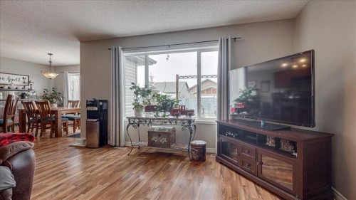 148 Valley Crescent, Blackfalds, AB - Indoor Photo Showing Other Room