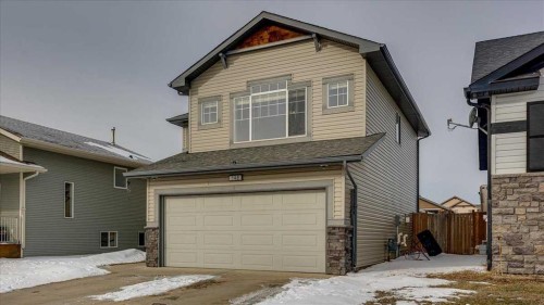 148 Valley Crescent, Blackfalds, AB - Outdoor With Exterior