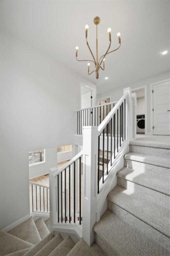 115 Crestview Boulevard, Sylvan Lake, AB - Indoor Photo Showing Other Room