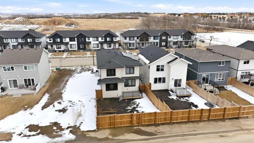 115 Crestview Boulevard, Sylvan Lake, AB - Outdoor