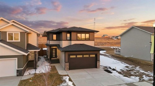 115 Crestview Boulevard, Sylvan Lake, AB - Outdoor