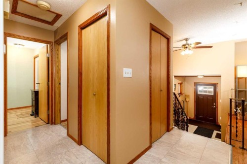 7 Mclevin Crescent, Red Deer, AB - Indoor Photo Showing Other Room