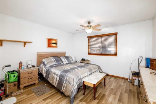 7 Mclevin Crescent, Red Deer, AB - Indoor Photo Showing Bedroom
