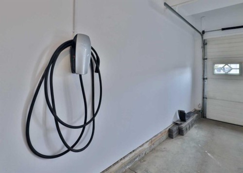 87 Aldrich Close South, Red Deer, AB - Indoor Photo Showing Garage