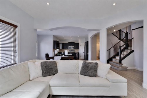 87 Aldrich Close South, Red Deer, AB - Indoor Photo Showing Living Room