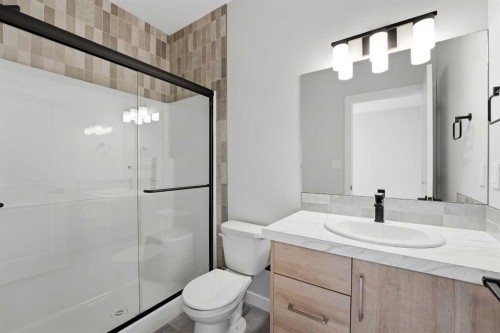 41 Emmett Crescent, Red Deer, AB - Indoor Photo Showing Bathroom