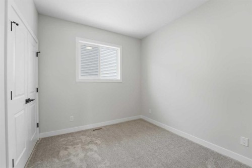 41 Emmett Crescent, Red Deer, AB - Indoor Photo Showing Other Room