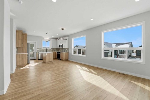 41 Emmett Crescent, Red Deer, AB - Indoor Photo Showing Living Room