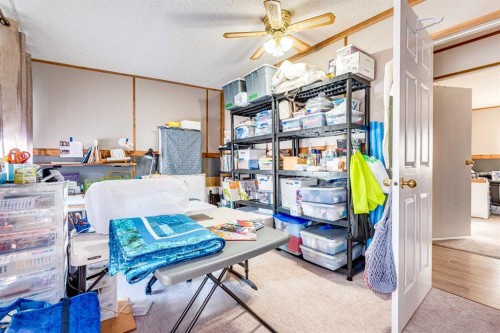 154 Devilder, Trochu, AB - Indoor Photo Showing Other Room