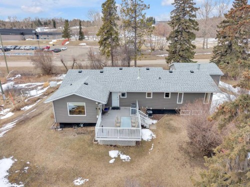 38459 Range Road 283, Rural Red Deer County, AB - Outdoor