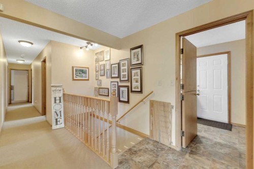 38459 Range Road 283, Rural Red Deer County, AB - Indoor Photo Showing Other Room