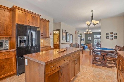 7135 Henner'S Road, Lacombe, AB - Indoor Photo Showing Kitchen
