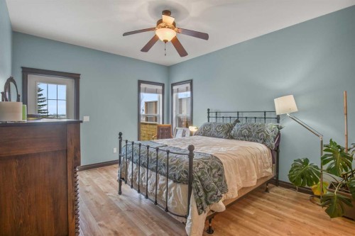 7135 Henner'S Road, Lacombe, AB - Indoor Photo Showing Bedroom