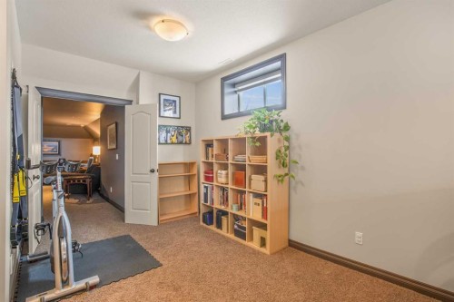 7135 Henner'S Road, Lacombe, AB - Indoor Photo Showing Other Room