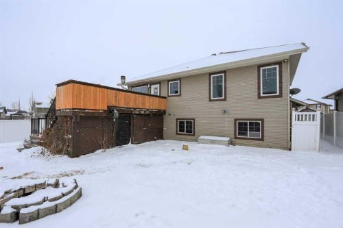 1 Ralston Place, Sylvan Lake, AB - Outdoor With Exterior