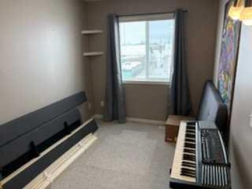 47-33 Donlevy Avenue, Red Deer, AB - Indoor Photo Showing Other Room