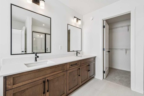 208 Southborough Common, Cochrane, AB - Indoor Photo Showing Bathroom